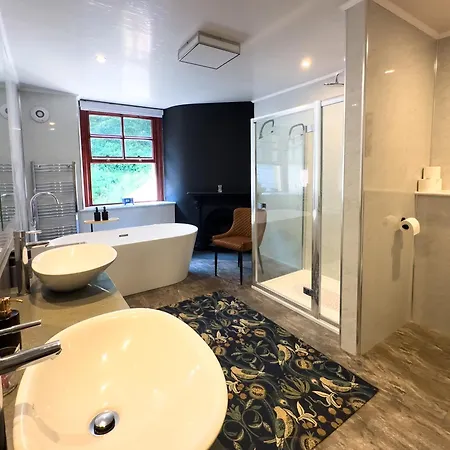 Dunningwell Hall * Duddon